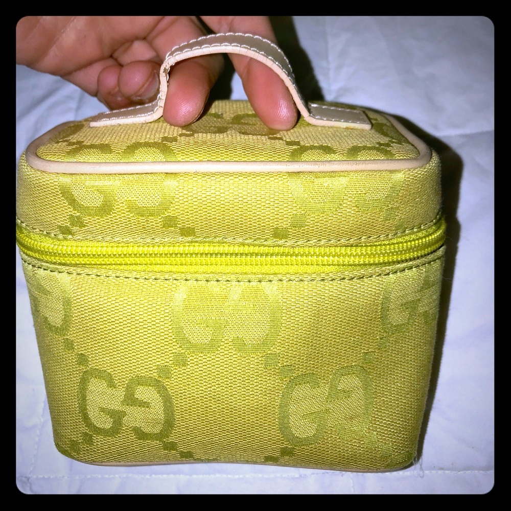 Gucci jewelry bag